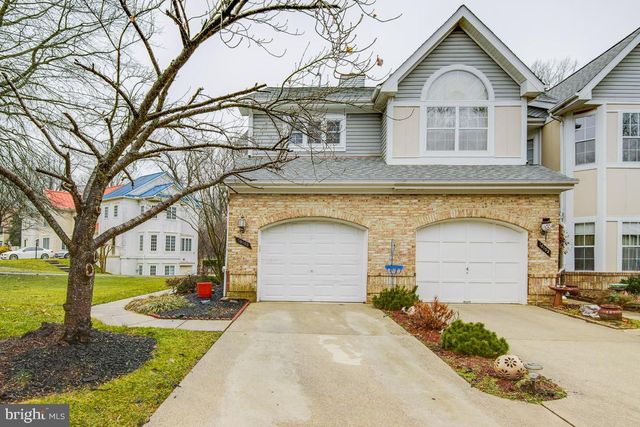 $485,000 | 16100 Parklawn Place | Bowie