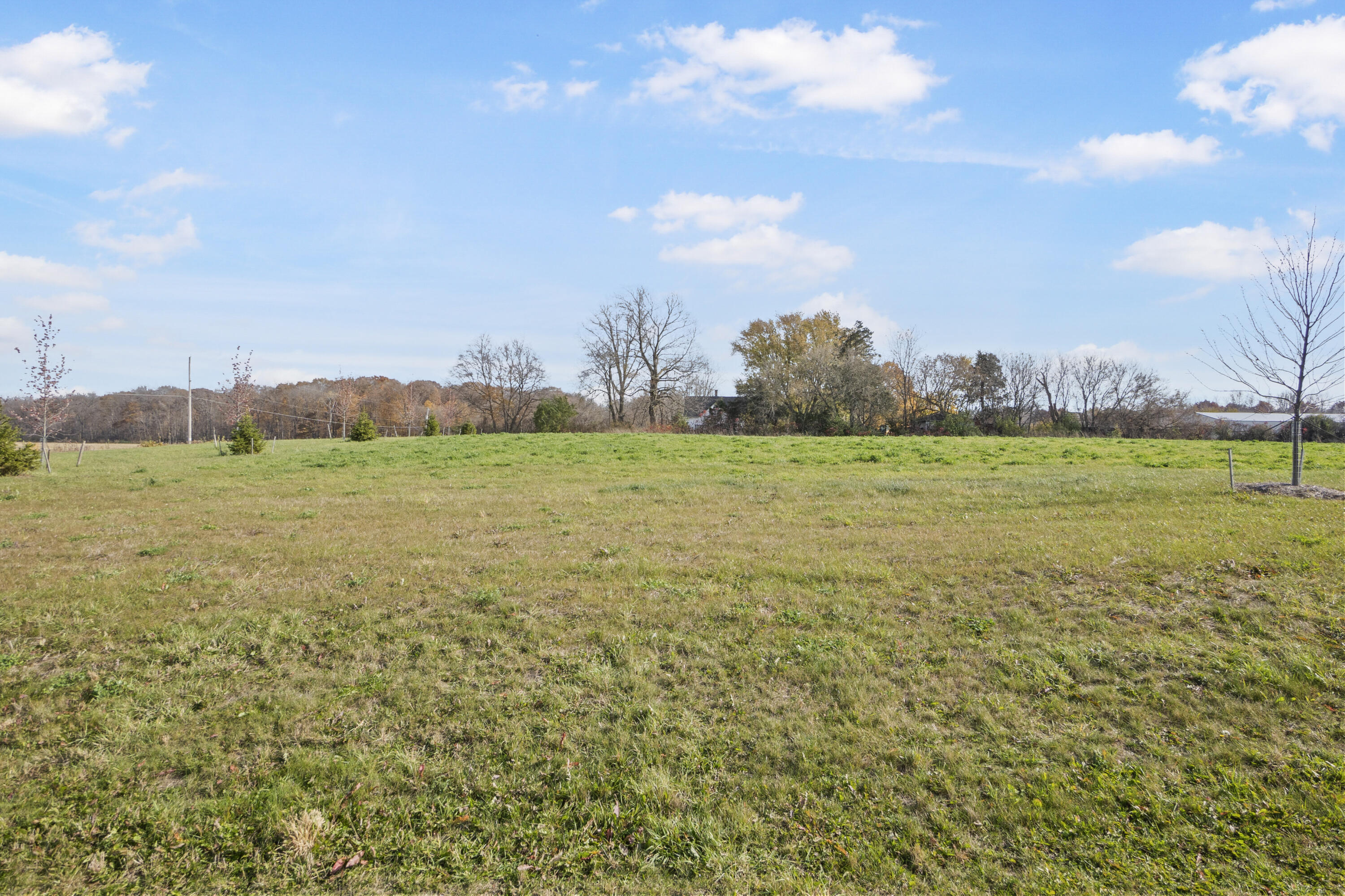 Lot 1 W223S9318 Oak Ridge