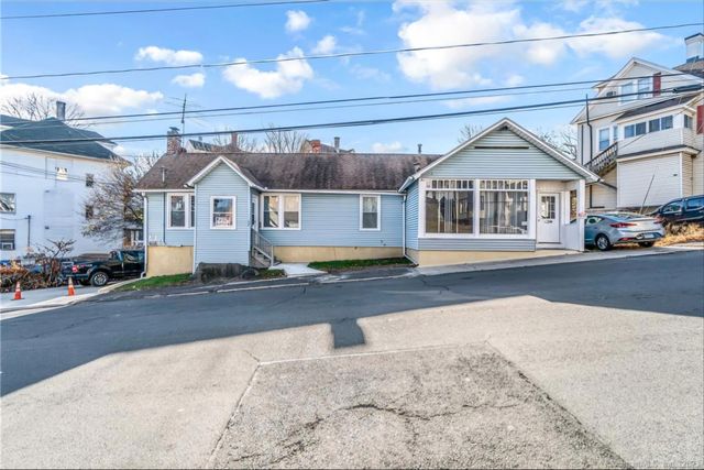 $1,800 | 109 Bunker Hill Avenue | Bunker Hill