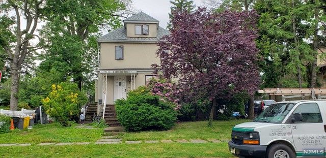 $1,250,000 | 544 Hillside Avenue | Palisades Park