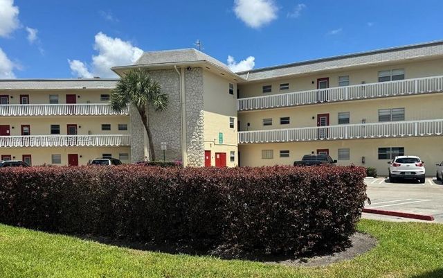 $95,000 | 4411 Northwest 16th Street, Unit F204 | Lauderhill East