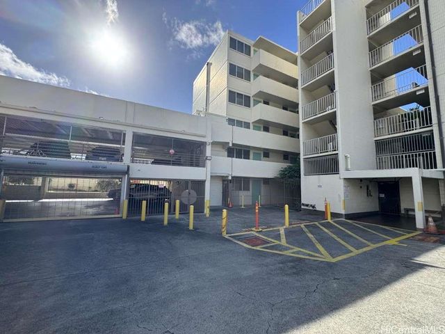 $2,000 | 1555 Pohaku Street, Unit B107 | Kapalama