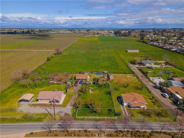 $950,000 | 13671 Road 28 | Madera