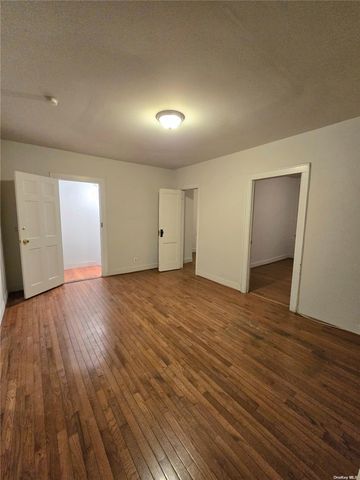 $3,100 | 98-04 31st Avenue | East Elmhurst