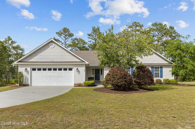 $489,400 | 313 Star Hill Drive | Cape Carteret