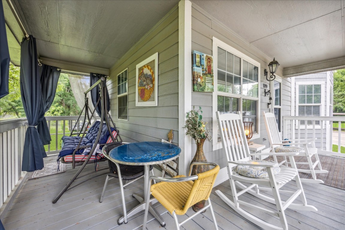 a outdoor space with furniture and garden