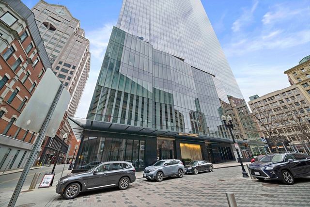 $1,879,000 | 1 Franklin Street, Unit 1004 | Downtown Boston