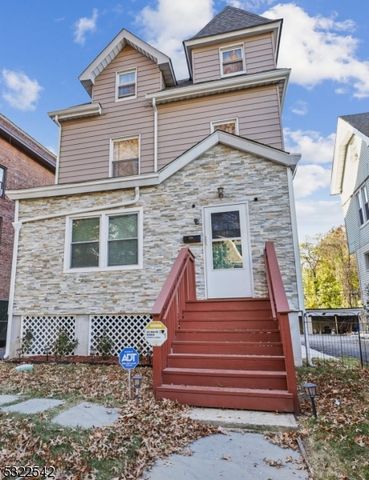 $575,000 | 125 South Arlington Avenue | East Orange