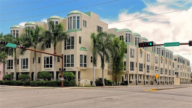 $949,000 | 235 Cocoanut Avenue, Unit 113C | Sarasota