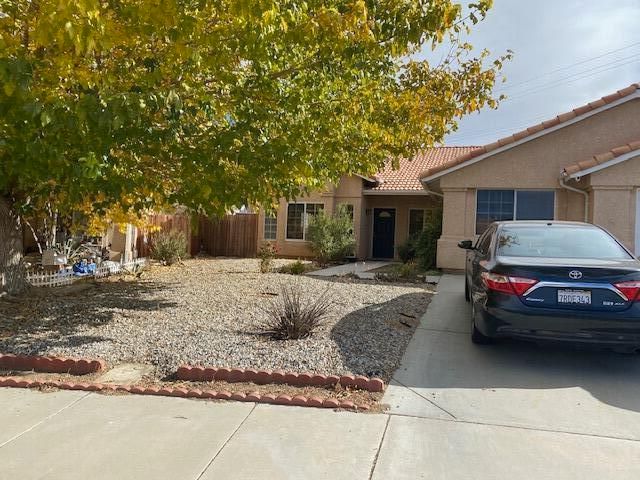 $4,000 | 38888 Dianron Road | Palmdale