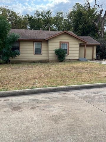 $1,600 | 4228 Lorin Avenue | Stop 6