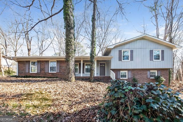 $1,930 | 3859 Chattahoochee Drive