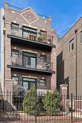 $460,000 | 4016 North California Avenue, Unit 3 | Irving Park