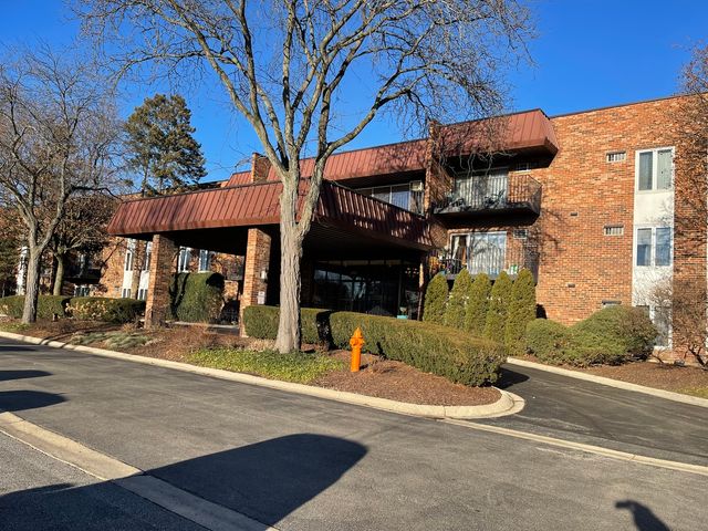 $1,950 | 1121 West Ogden Avenue, Unit 254 | Naperville