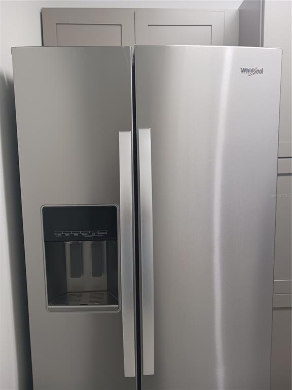 hisense rs696n4ic1 american fridge freezer