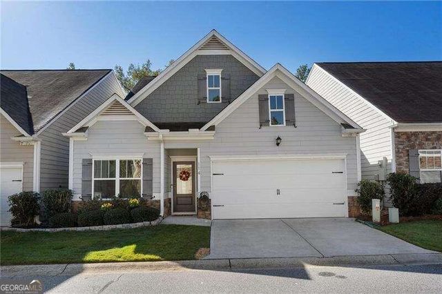 $414,000 | 114 Hickory Village Circle | Hickory Common Townhomes