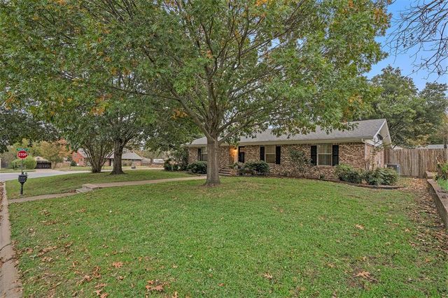 $2,075 | 1201 Wedgewood Drive | Cleburne