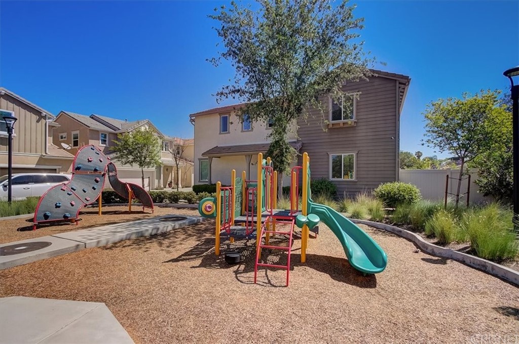 Westfield Topanga Play Area - Playground in Canoga Park