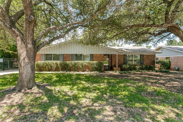 $350,000 | 3705 Dawn Drive | North Richland Hills