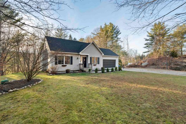 $549,900 | 24 Kearsarge Woods Road | Wilmot