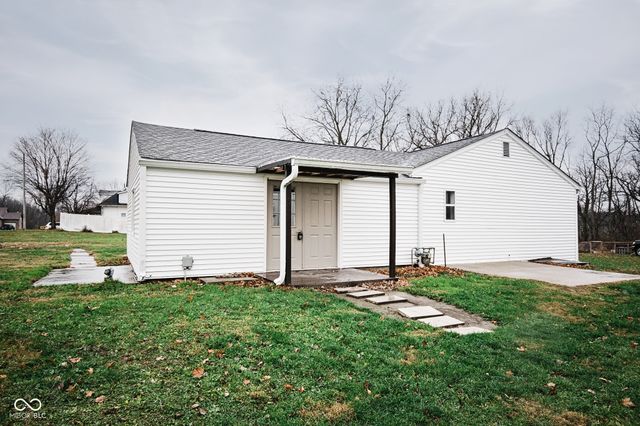 $1,750 | 8372 North Burg Avenue | Washington Township - Boone County