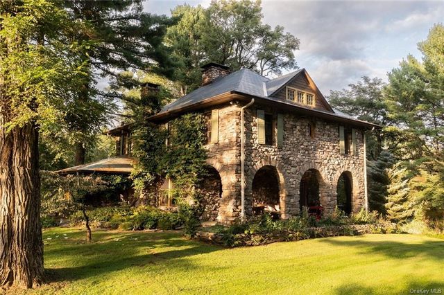 $2,195,000 | 759 Hartwood Road | Forestburgh