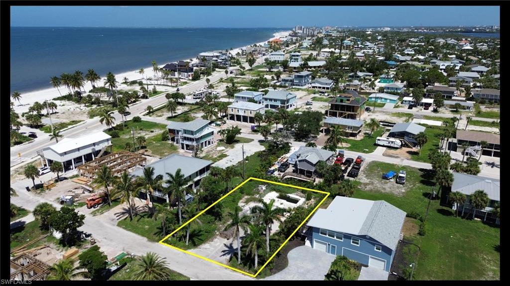 Buildable Lot walk to the Beach