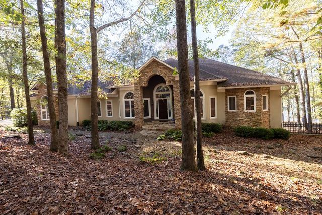 $749,000 | 3285 Piedmont Lake Road