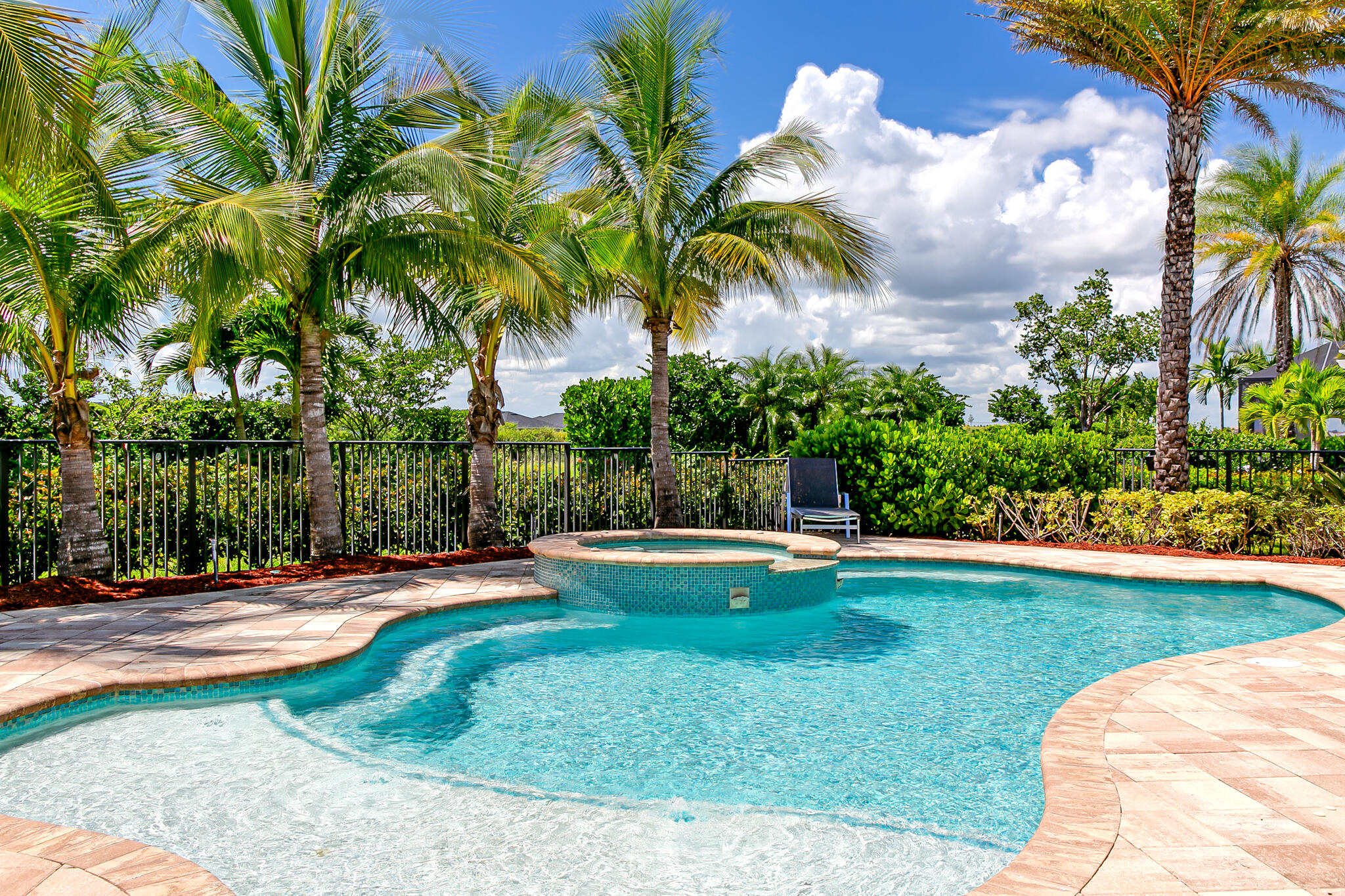 Heated Salt Pool & Spa