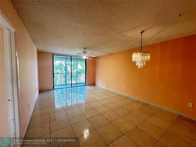 $119,900 | 901 Colony Point Circle, Unit 417 | Pembroke Lakes