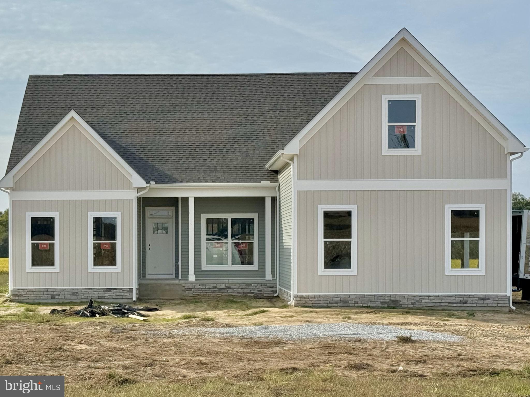 a view of front house with swimming pool