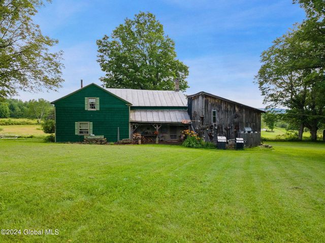 $524,999 | 228 Koenig Road | Fulton