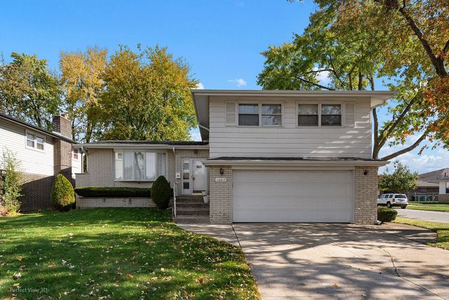 $369,900 | 10417 Karlov Avenue | Oak Lawn