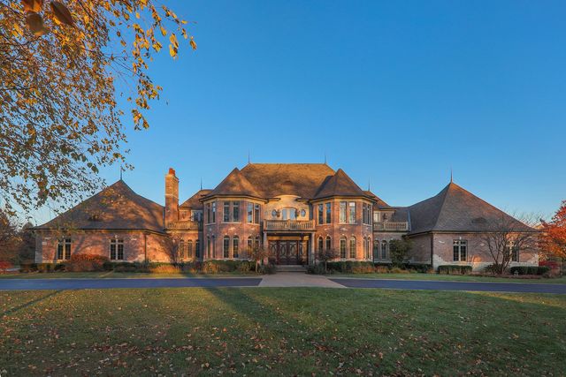 $3,400,000 | 8-s061 8-s061 Indiana Avenue | Lisle Township - DuPage County