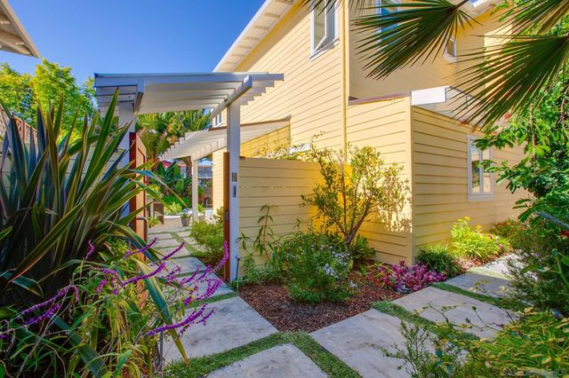 $3,195,000 | 241 North Rios Avenue | West of I-5