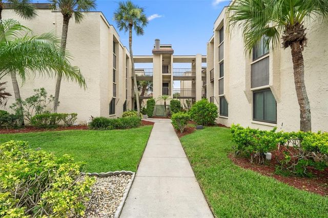 $2,200 | 2207 Belleair Road, Unit B4