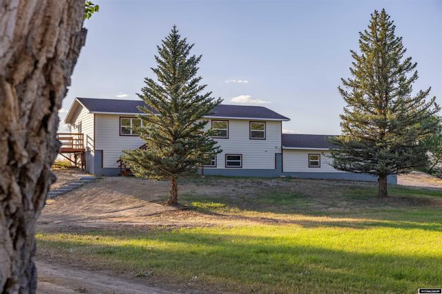 $575,000 | 7087 Riverview Road