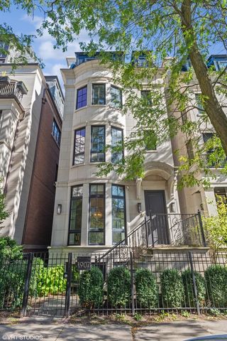 $2,890,000 | 1907 North Lincoln Park West | Lincoln Park