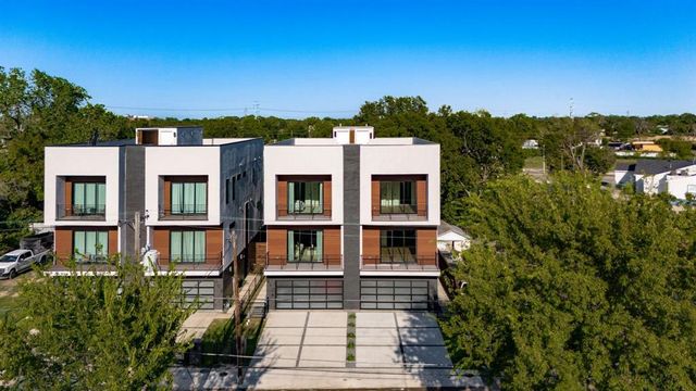 $1,200,000 | 410 Avenue L | Skyline Heights