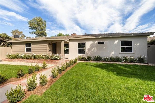 $1,995,000 | 756 South Griffith Park Drive | Rancho District