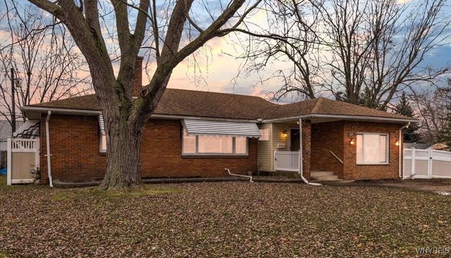 $214,900 | 322 Northwood Drive | Paramount