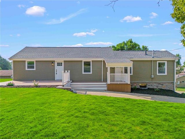 $284,900 | 204 Kinney Drive | Hopewell Township