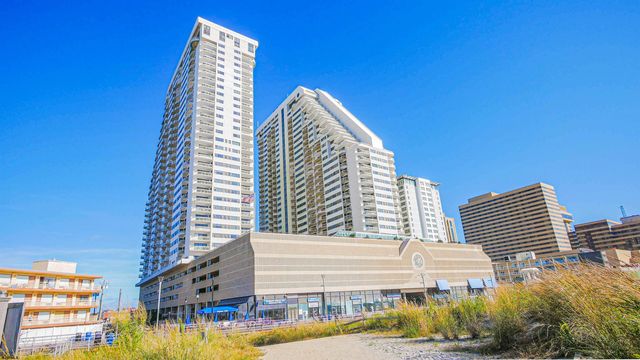 $2,100 | 3101 Boardwalk, Unit 15122 | Chelsea