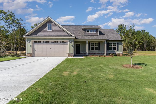 $339,900 | 609 Tuscany Circle | Buck Swamp Township - Wayne County