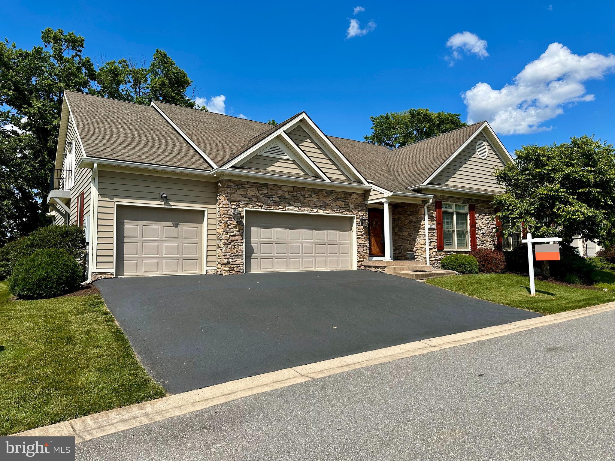 front view of house with a yard