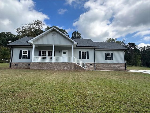 $328,900 | 2905 Old Highway | Connelly Springs