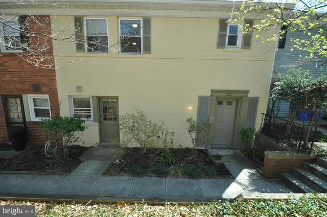 $2,100 | 8631 Geren Road, Unit 292 | Silver Spring