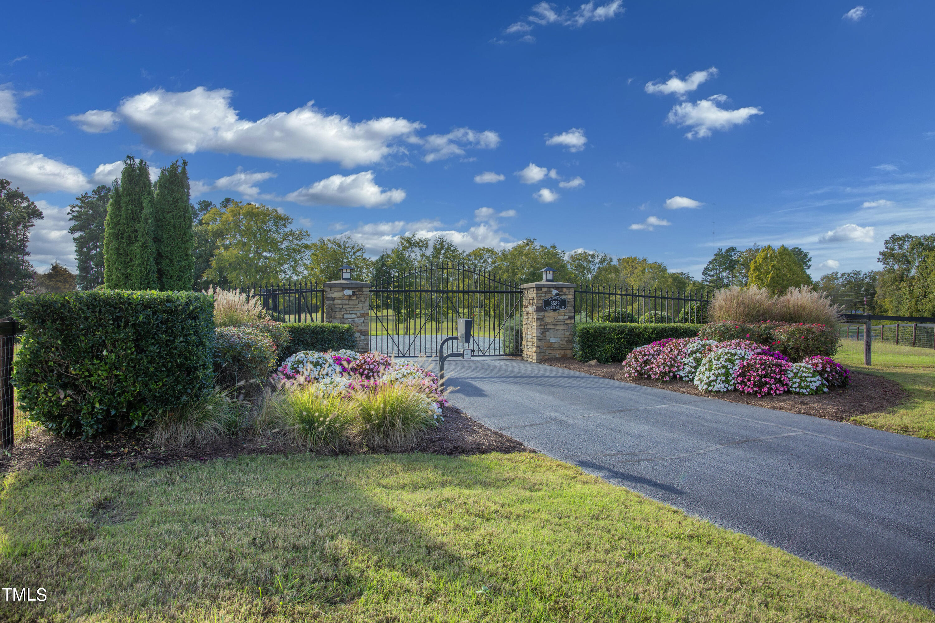 Riverend Grounds Entry