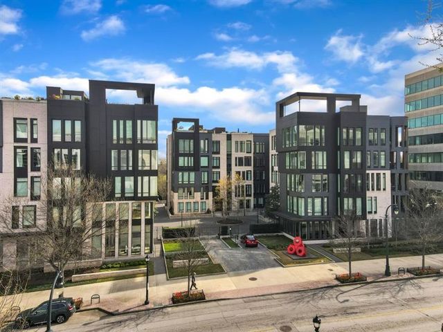 $1,795,000 | 1301 Peachtree Street Northeast, Unit 3B | Midtown Atlanta