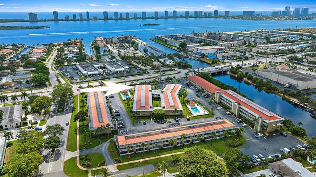 $289,000 | 419 Highway 1, Unit 208 | North Palm Beach